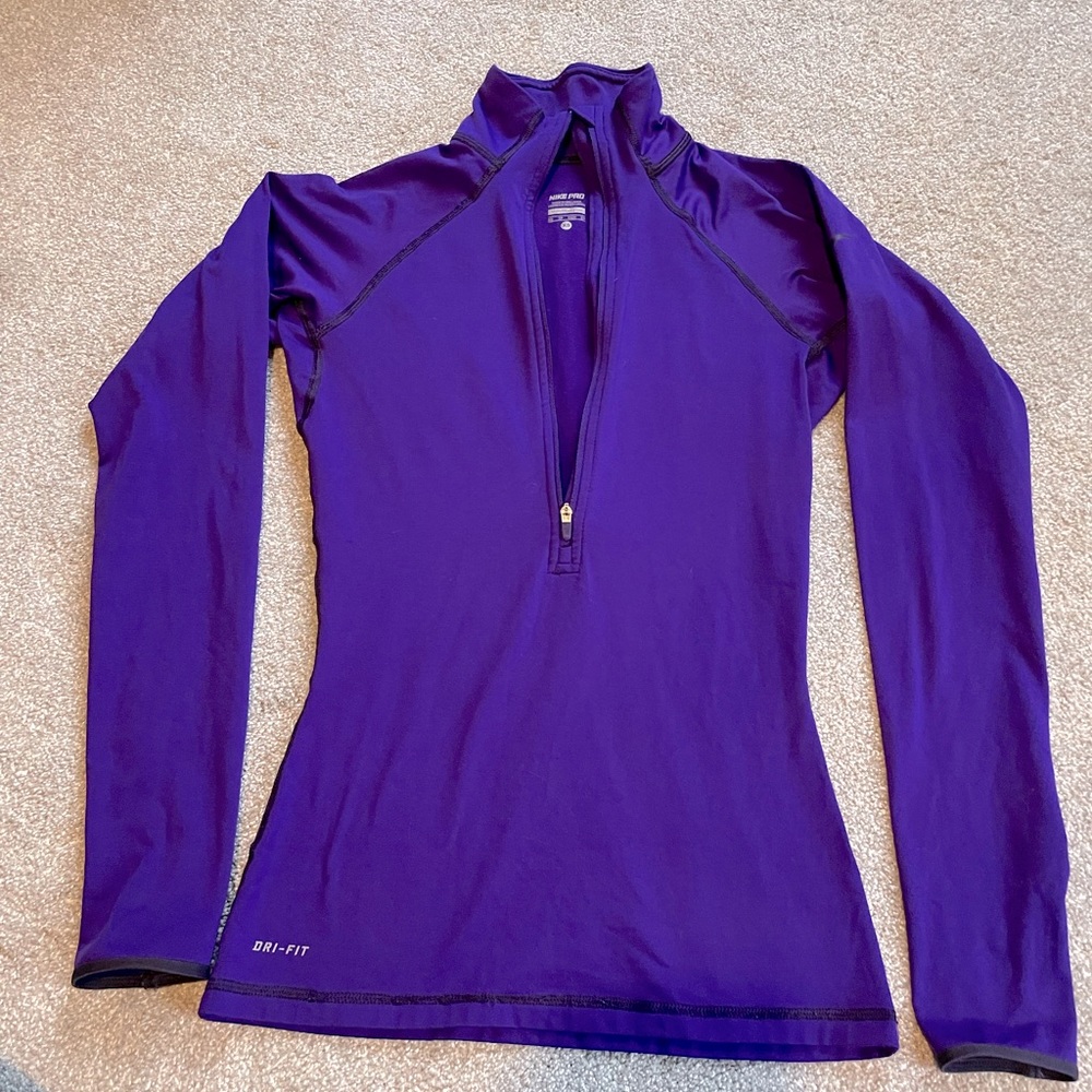Nike Dri-Fit Purple Workout Top. Extra Small=xs